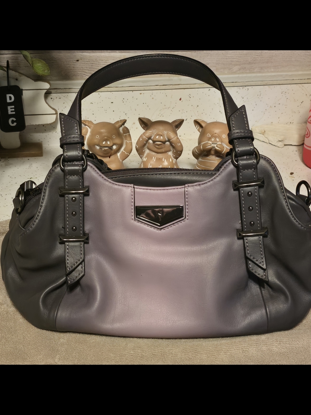 Vera Wang Gray and Purple Leather Shoulder Bag